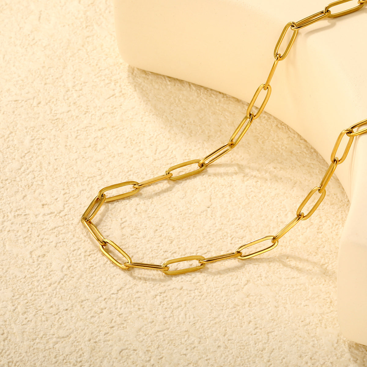 Elegant Paperclip Chain