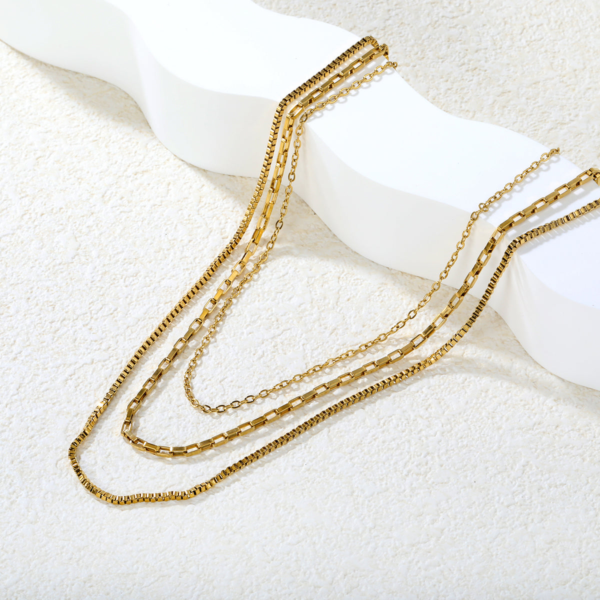 Timeless Trio Layer Chain