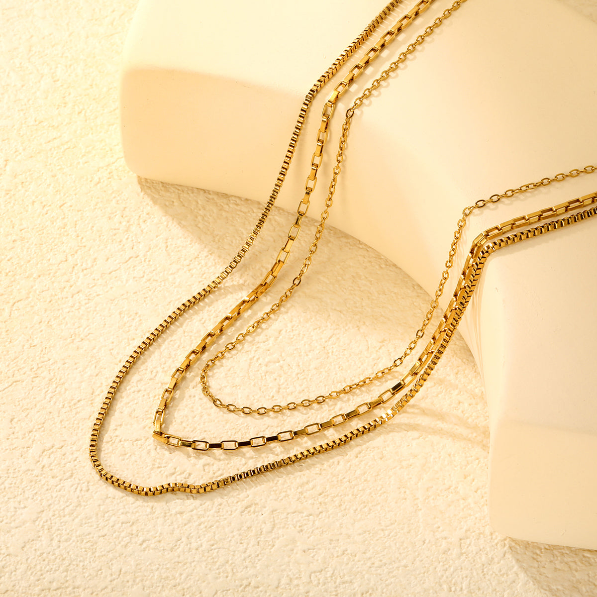 Timeless Trio Layer Chain