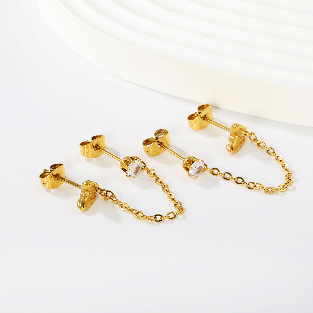 Flutter Clasp Double Piercing Earrings