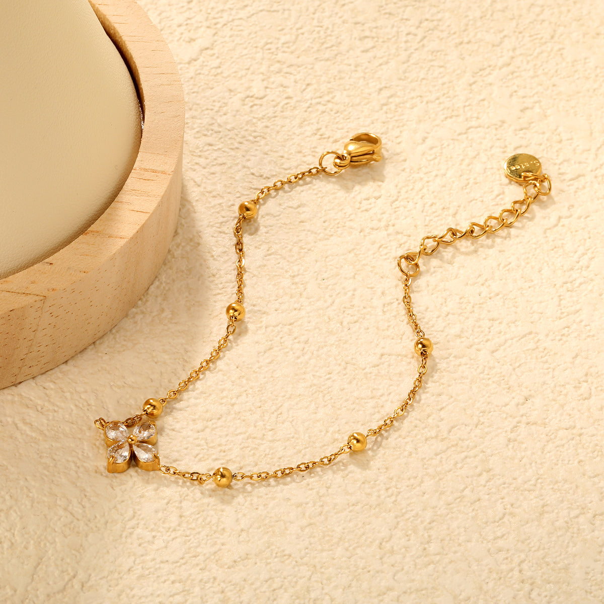 Dainty Floral Grace Bracelet