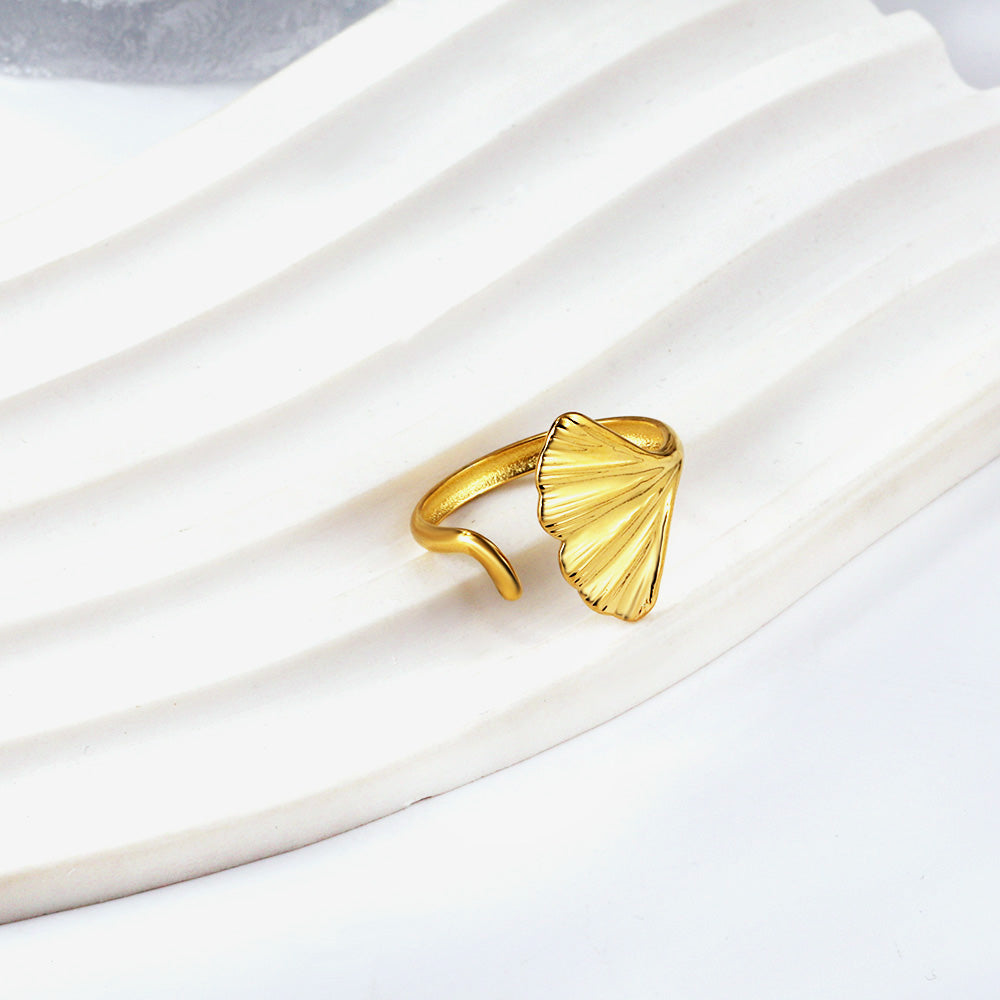 Sculpted Shell Ring